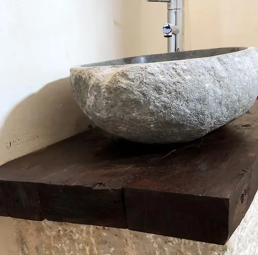 Erato-picturesque * Chalki Town