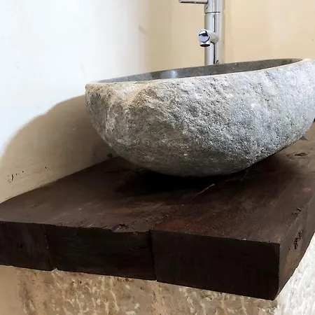 Erato-picturesque * Chalki Town