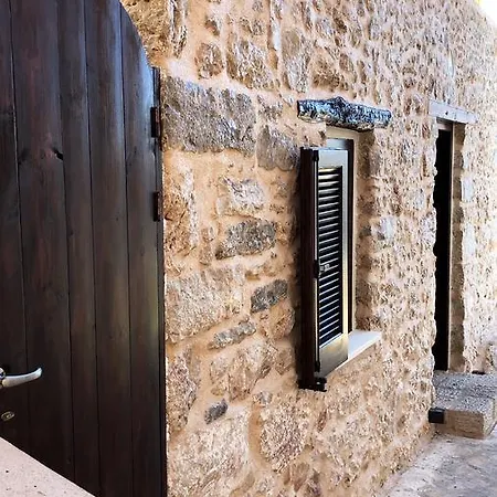 Prázdninový dům Erato-picturesque *