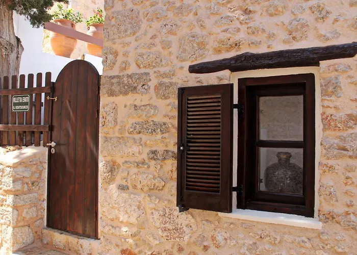 Tatil Evi Erato-picturesque Chalki Town
